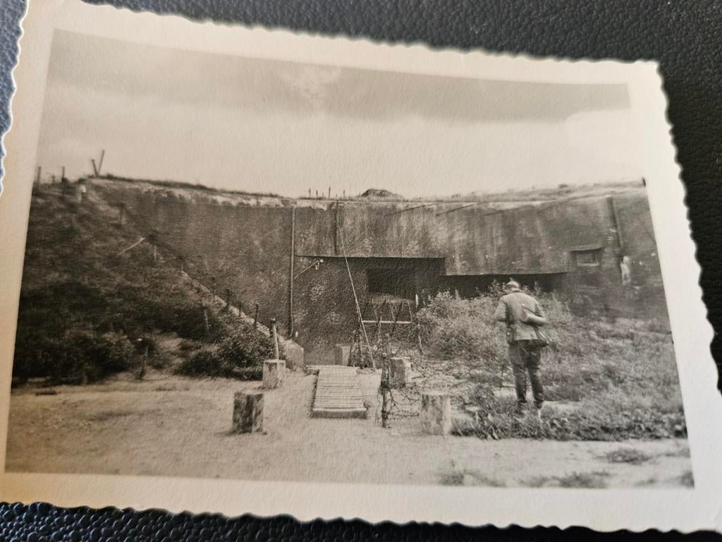 100%orig wo2foto duitse bunker/soldaat/prikkeldraad top foto, Ophalen of Verzenden, Duitsland, Foto of Poster