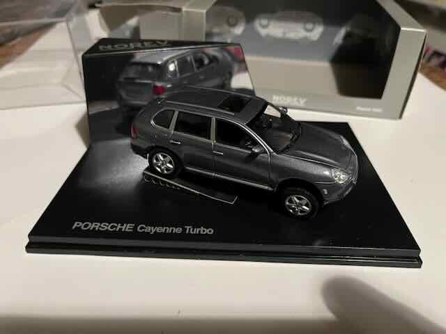 Porsche Cayenne Turbo (955) Norev 1-43, Ophalen of Verzenden, Nieuw, Auto, Norev