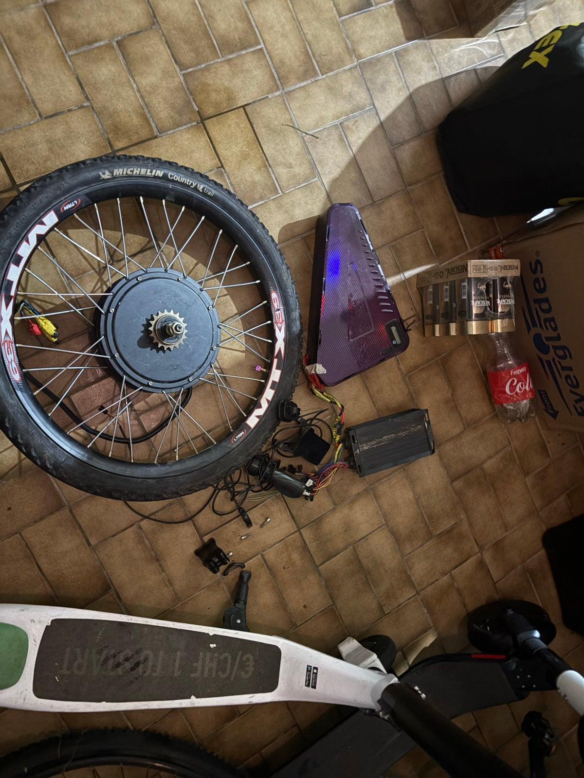 3000W E-bike ombouwkit met 72V 30Ah accu, Fietsen en Brommers, Elektrische fietsen, Gebruikt, Overige merken, 50 km per accu of meer