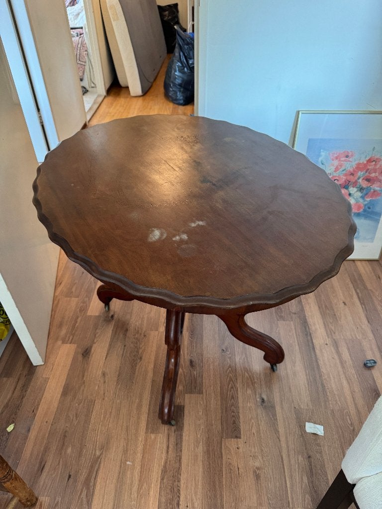 Antieke ovale mahonie bijzettafel messing wieltjes moet weg!, Huis en Inrichting, Tafels | Bijzettafels, Ophalen, Gebruikt, 75 cm of meer