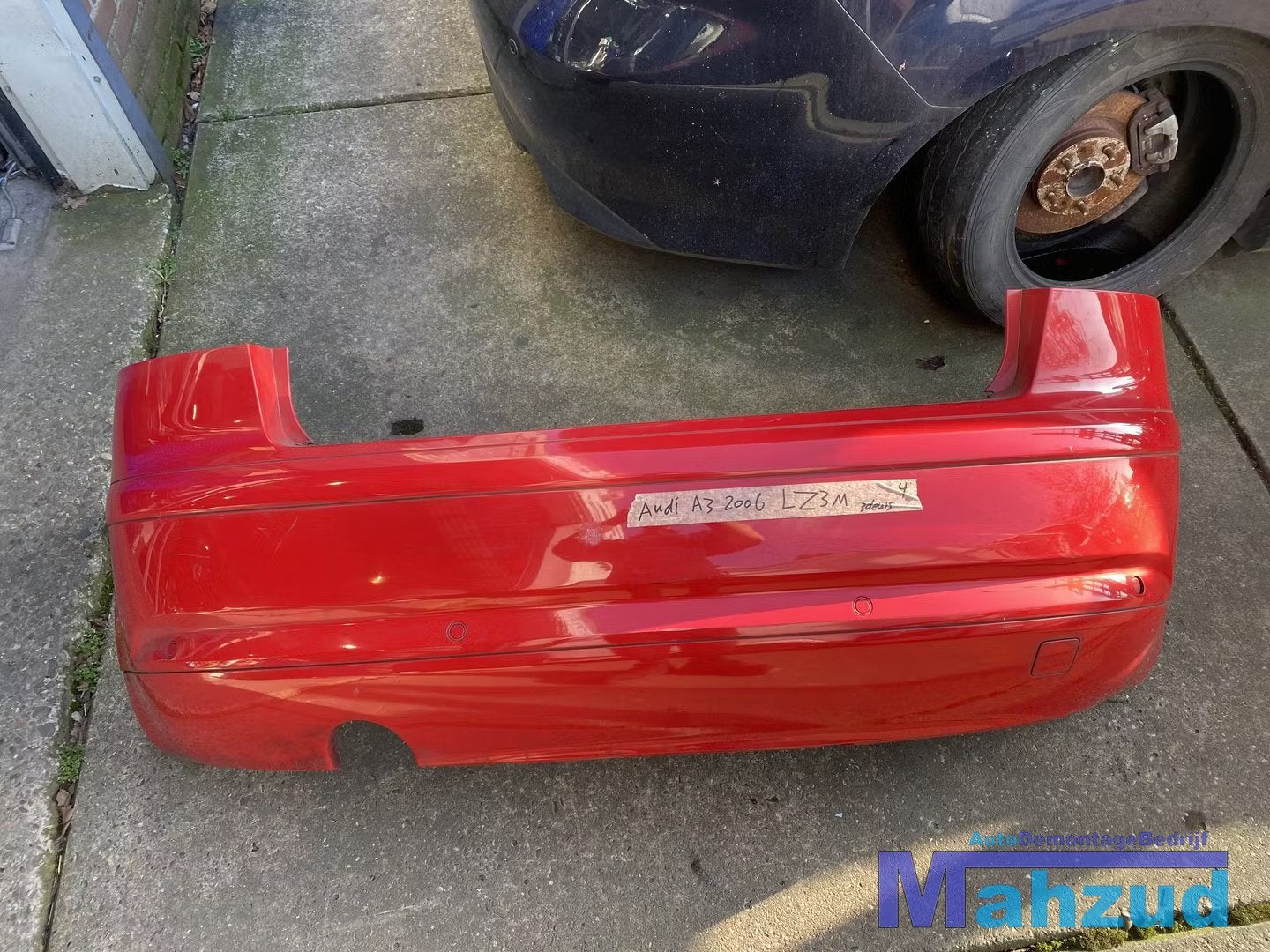 AUDI A3 8P1 ROOD LZ3M achterbumper 3 deurs, Gebruikt, AUDI AG, Auto-Union-Strasse 1
85045  Ingolstadt, DE, Bumper