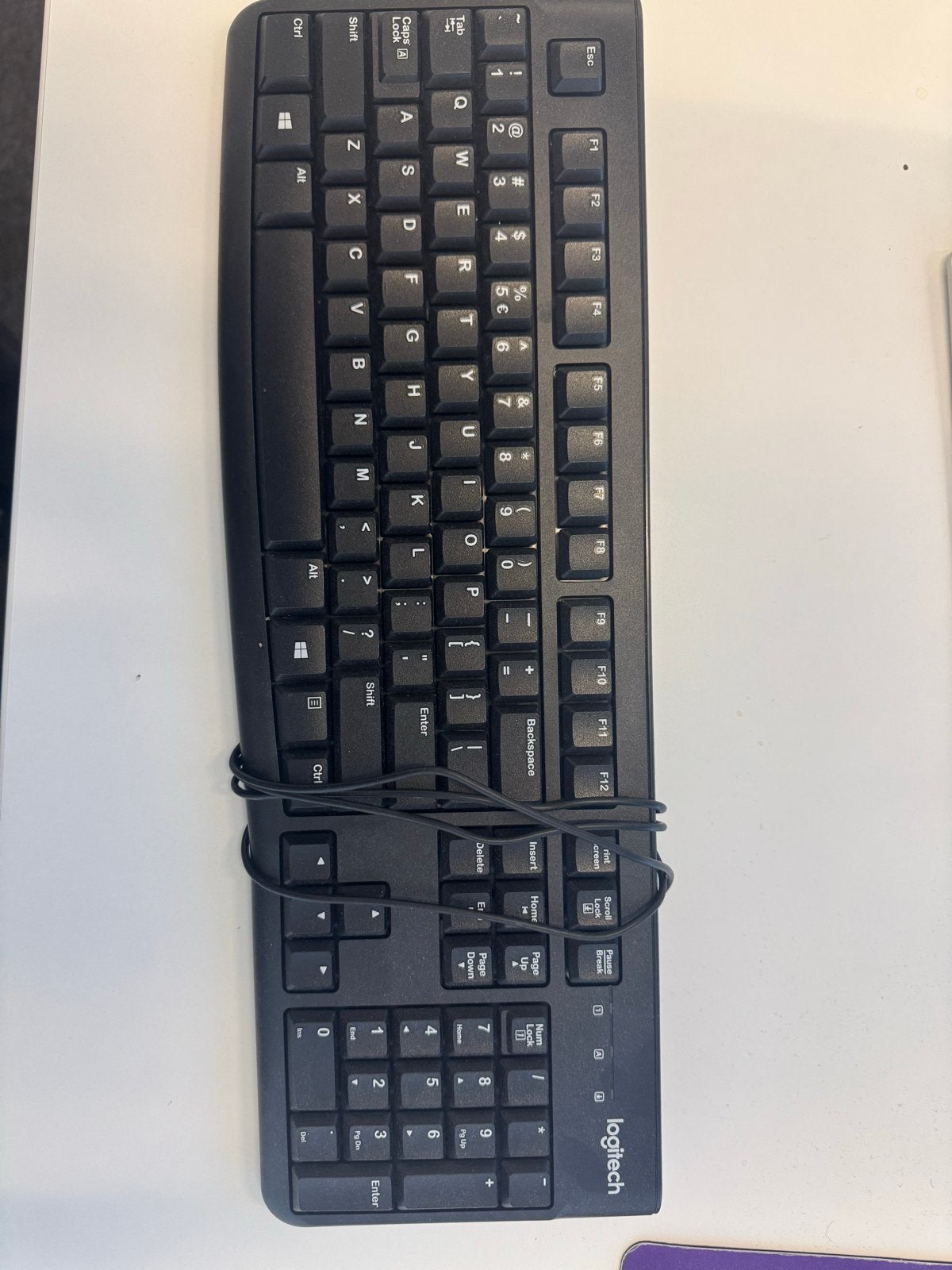 Logitech toetsenbord - Zo goed als nieuw, Computers en Software, Toetsenborden, Ophalen of Verzenden, Qwerty, Zo goed als nieuw