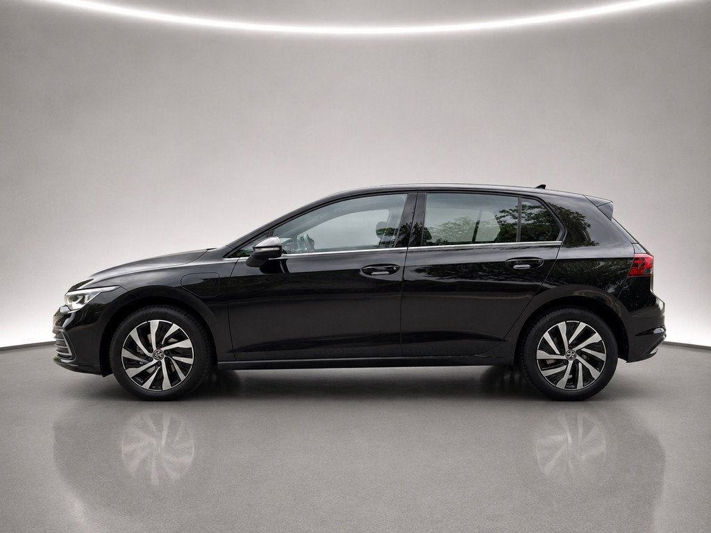 Volkswagen Golf 1.4 eHybrid Style,Adaptive Cruise Control,Me, Auto's, Gebruikt, Zwart, 4 cilinders, Alcantara