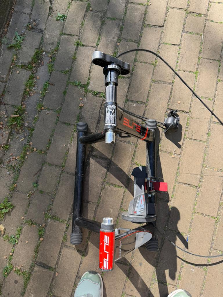 Elite Volare fietstrainer | Magnetisch | Incl stuurremhendel, Sport en Fitness, Ophalen, Zo goed als nieuw, Overige typen