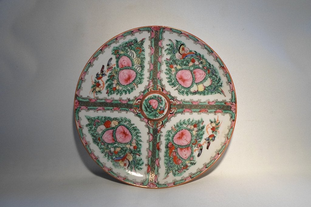Famille Rose Medaillon Bord Groot, Antiek en Kunst, Ophalen of Verzenden