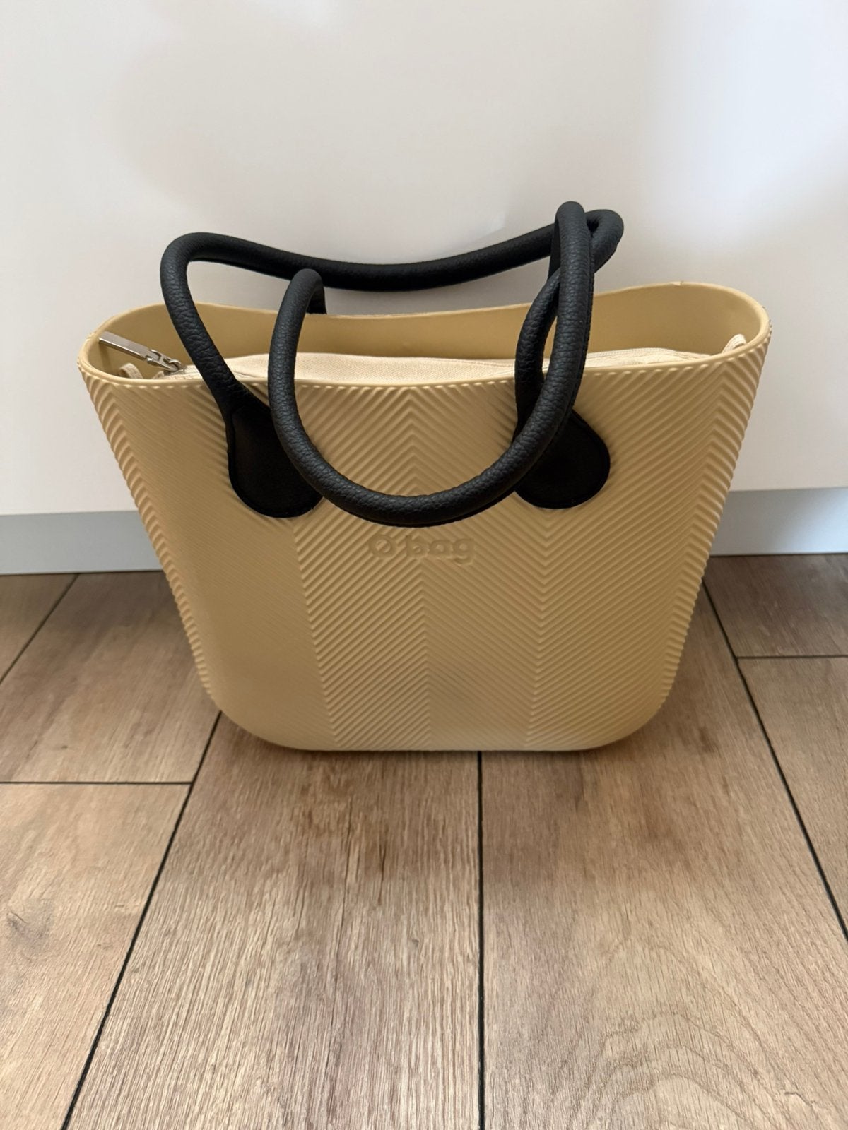 Beige O bag, Sieraden, Tassen en Uiterlijk, Ophalen, Zo goed als nieuw, Beige, Handtas