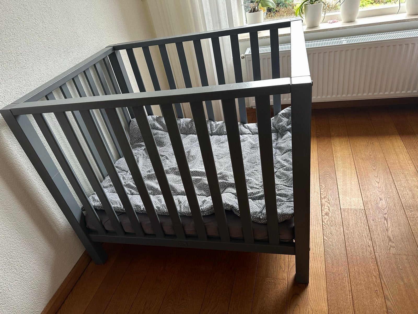 Gebruikte box - TWF The Wood Factory, Kinderen en Baby's, Boxen, Ophalen, Gebruikt, Vierkant, Boxkleed