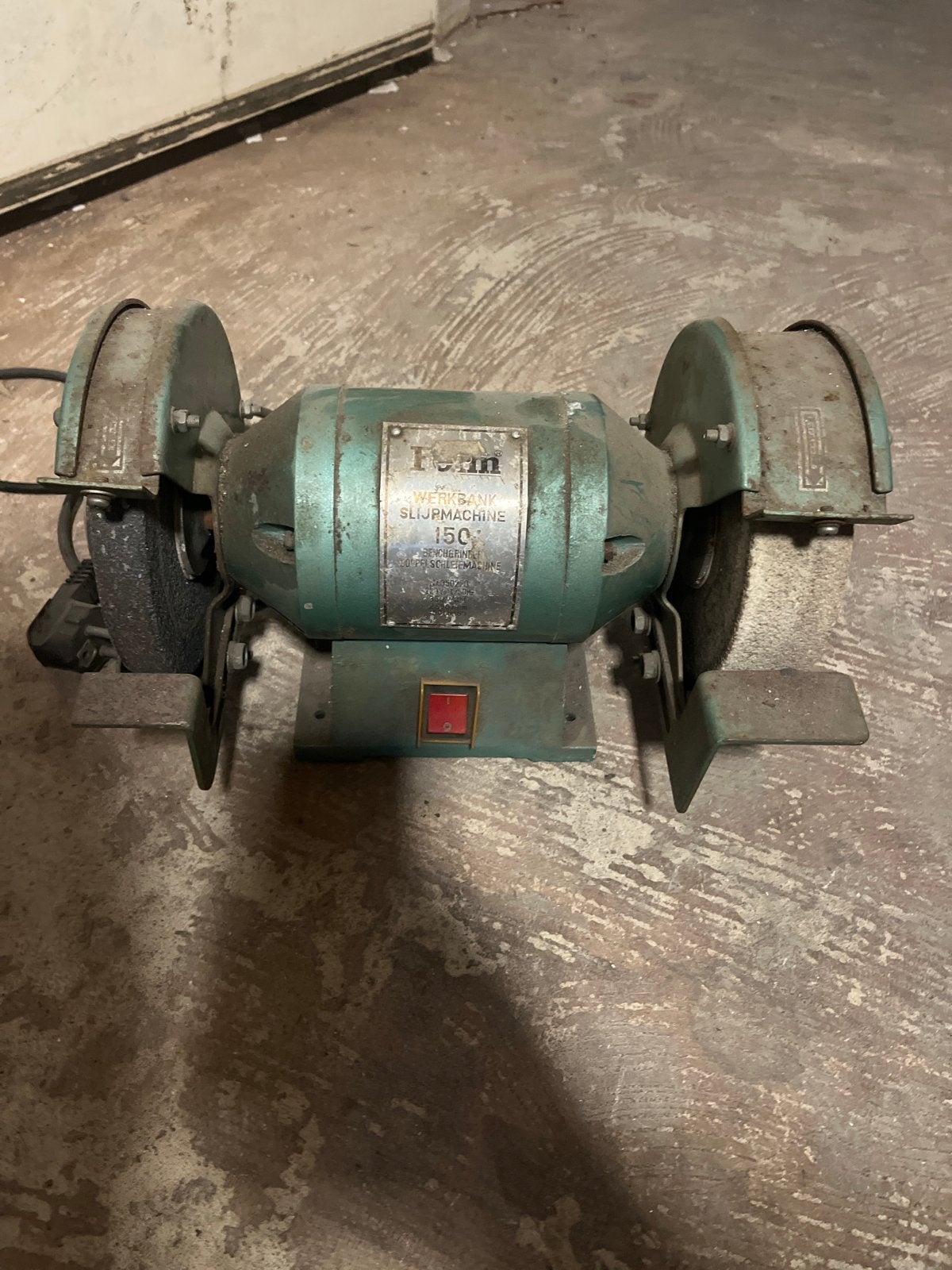 Ferm Werkbankslijpmachine 150, Ophalen of Verzenden, Gebruikt, Minder dan 700 watt, Werkbankslijpmachine