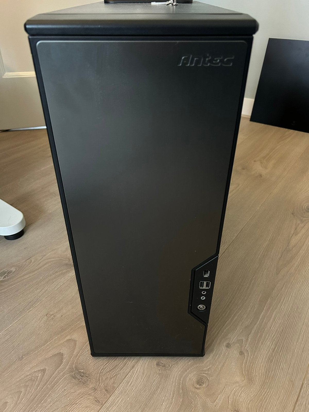 Antec Midi Tower PC Behuizing, Ophalen, Zo goed als nieuw