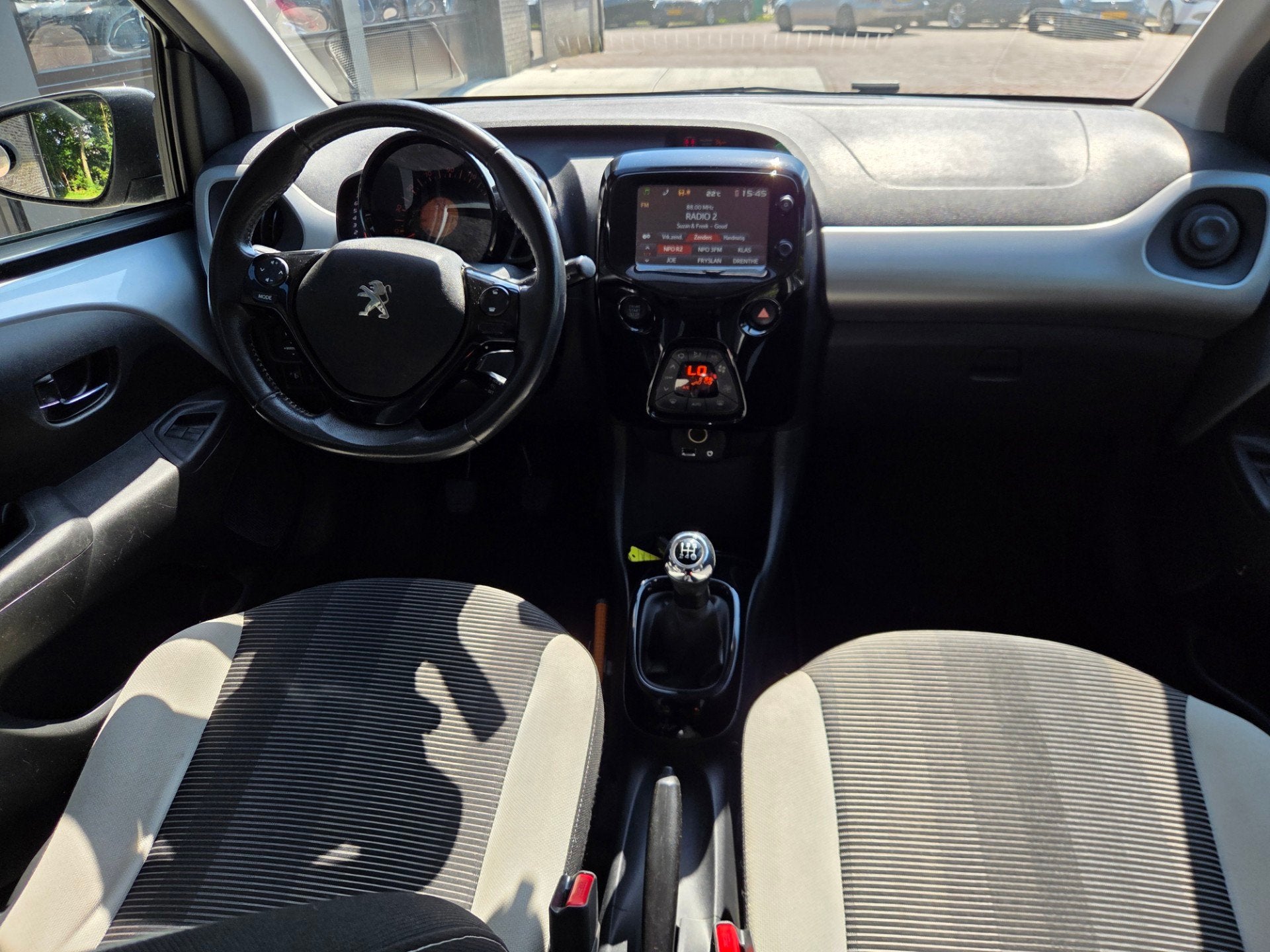 Peugeot 108 1.0 e-VTi Allure TOP! | Cabrio | Clima | Camera, Auto's, Peugeot, Voorwielaandrijving, Stof, Gebruikt, 4 stoelen