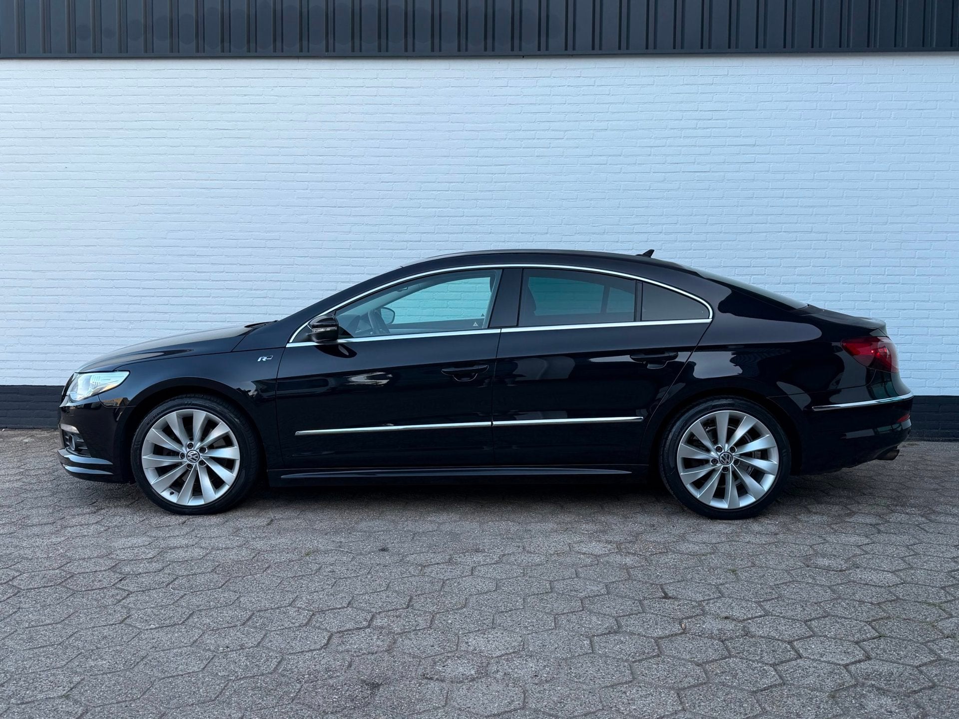 Volkswagen Passat CC 1.8 TSI 5p. R-Line CARPLAY l LEDER l CR, Auto's, Volkswagen, Voorwielaandrijving, Euro 5, Zwart, 4 cilinders