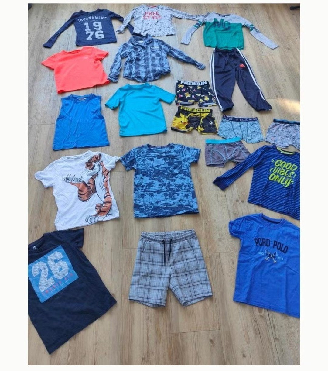 19-delig kledingpakket jongen zomer maat 134/140 Adidas H&M, Ophalen of Verzenden, Gebruikt, Jongen