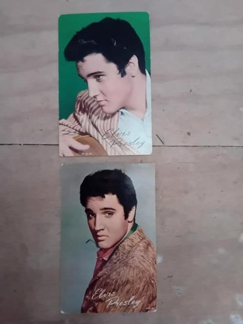 3 x Cd elvis Presley 2 ansichtkaarten 1 elpee lp 1 dvd film, Verzamelen, Muziek, Artiesten en Beroemdheden, Ophalen of Verzenden