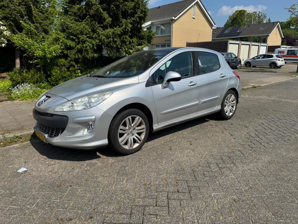 Peugeot 308 1.6 APK TOT 2027, Voorwielaandrijving, Euro 5, Stof, Zwart