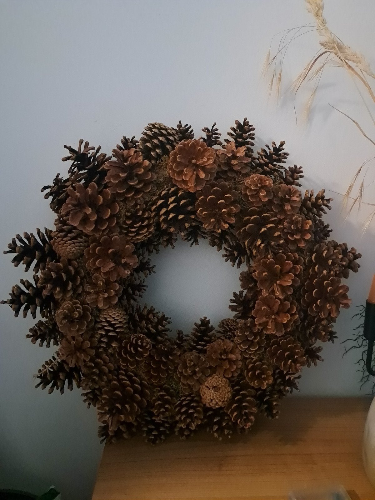 Decoratieve Dennenappel Krans, Huis en Inrichting, Ophalen, Krans, Natuurlijk materiaal