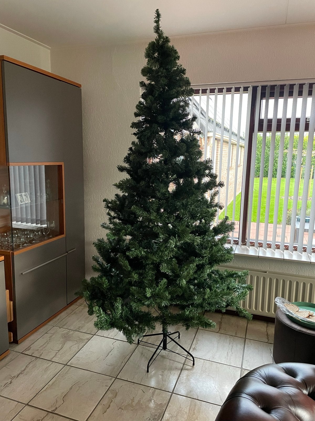 Kunstkerstboom, Ophalen
