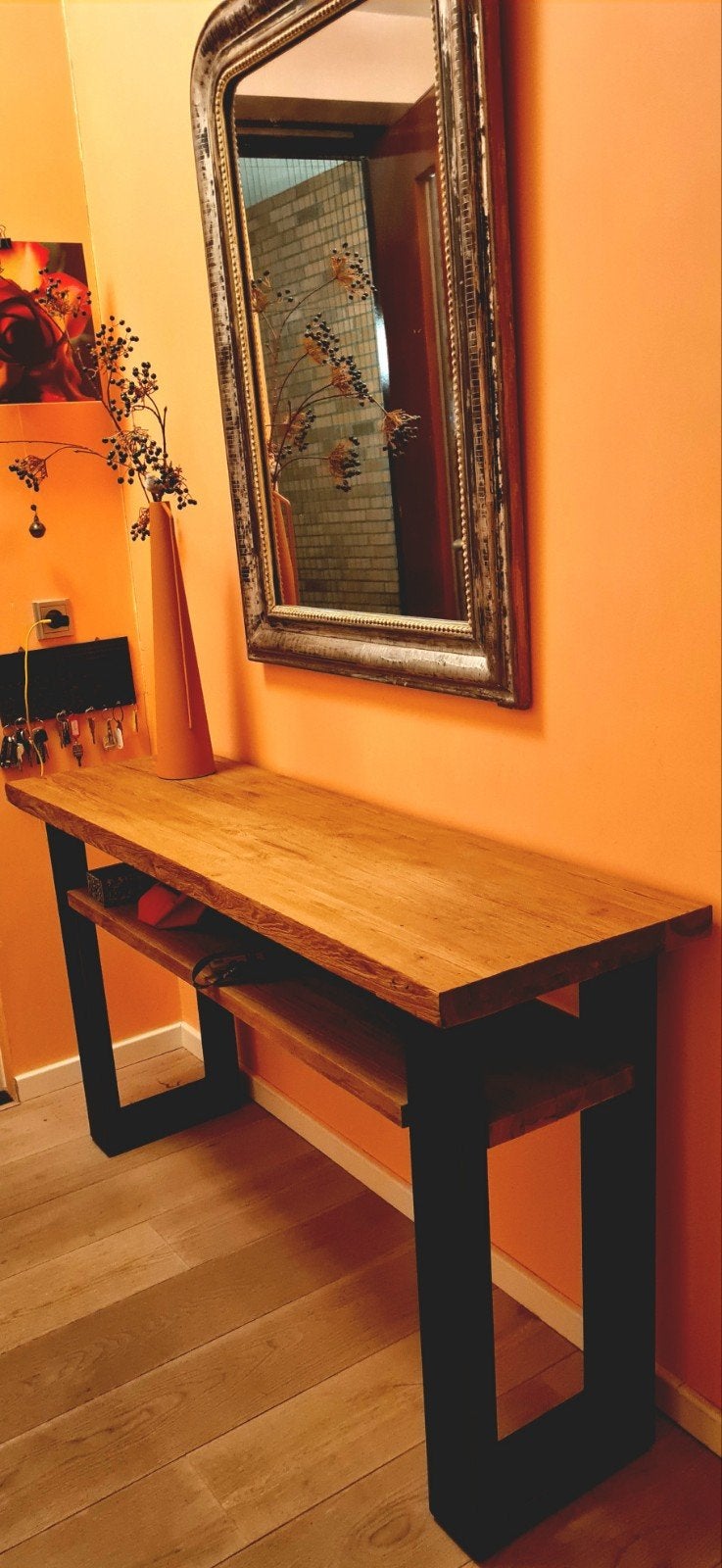 Stoere sidetable met houten blad en zwart stalen frame, Huis en Inrichting, Tafels | Sidetables, 100 tot 150 cm, Zo goed als nieuw