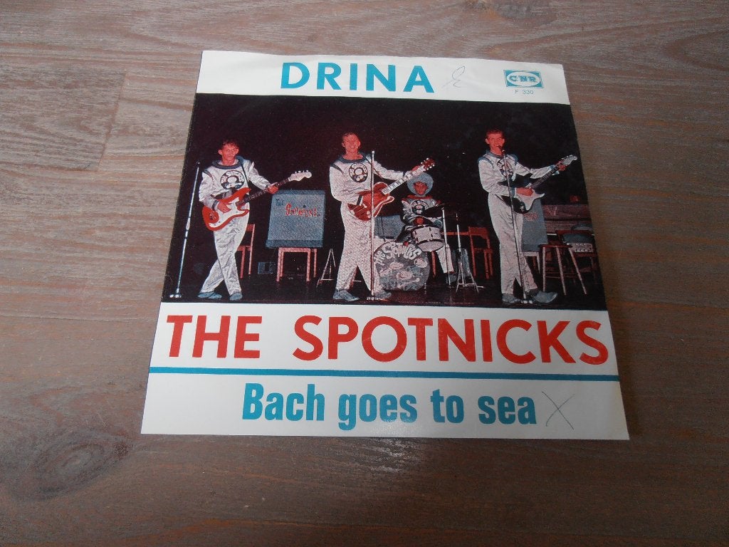 The Spotnicks - Drina / Bach Goes To Sea (Vinyl Single), 7 inch, Ophalen of Verzenden, Zo goed als nieuw, EP