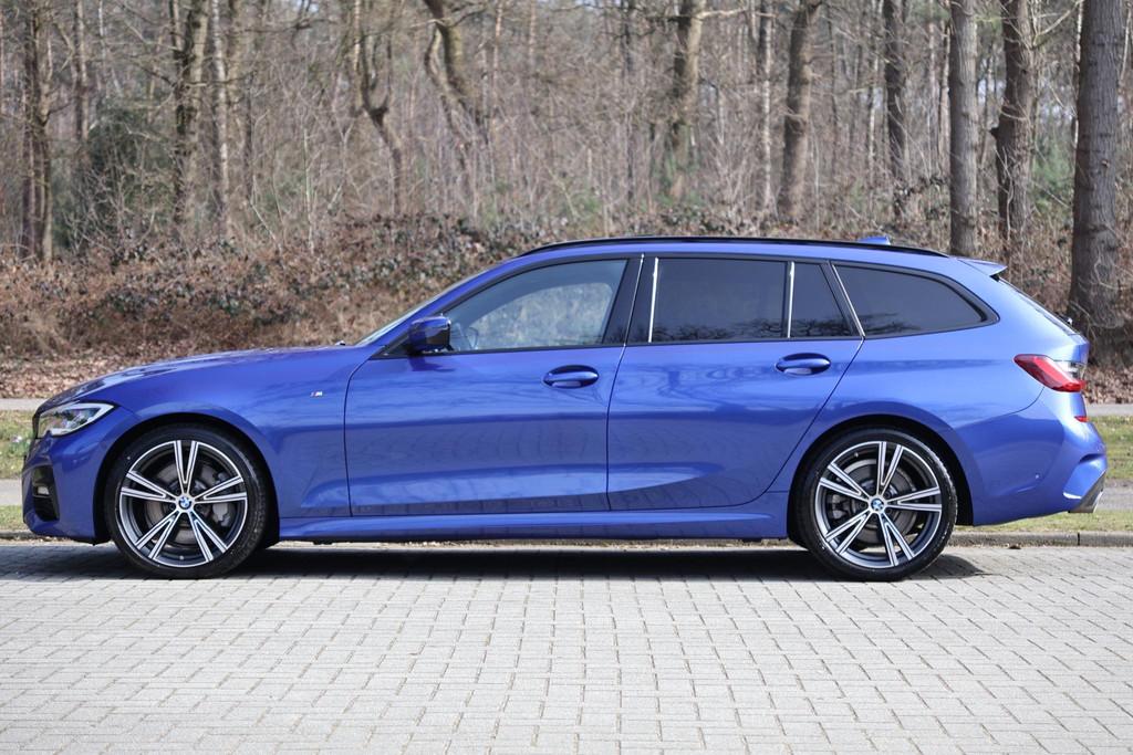 BMW 3-serie Touring 330i xDrive High Executive M-pakket | Pa, Auto's, Automaat, 1998 cc, Gebruikt, Euro 6