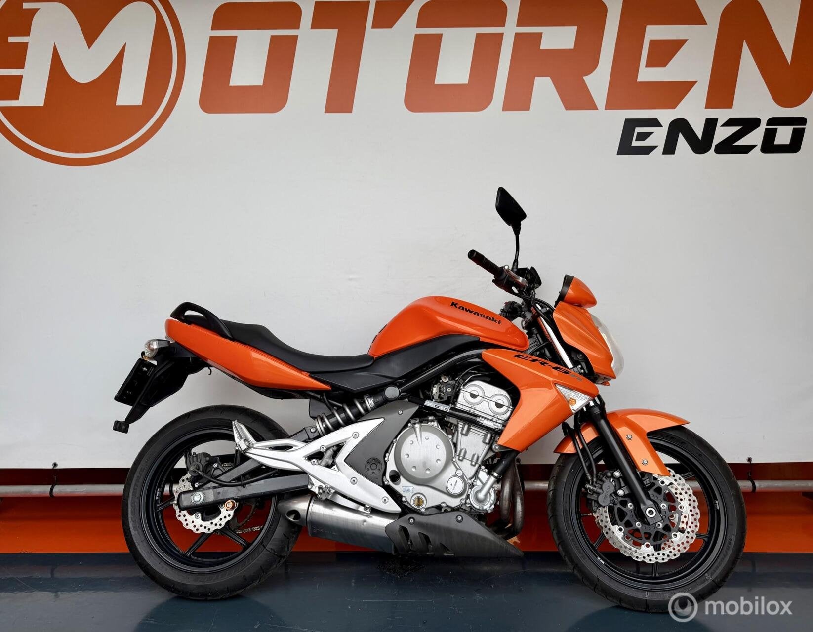Kawasaki ER-6n ELECTRIC ORANGE STRAKKE NAKED 21.000 KM 35 KW, Motoren, Motoren | Kawasaki, 649 cc, Bedrijf, Meer dan 35 kW, Toermotor