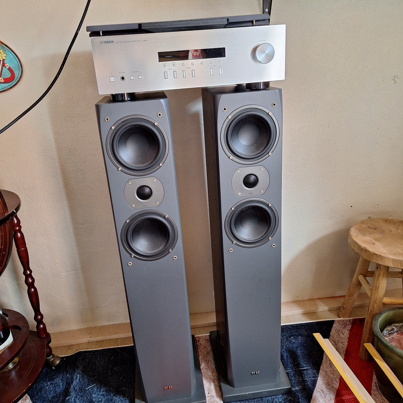 elac speakers met yamaha receiver, Ophalen, Zo goed als nieuw, Speakers, Overige merken