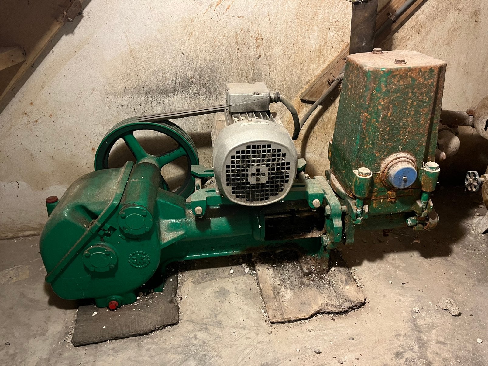 Loewe wasserknecht zuigerpomp WN 5000, Ophalen, Gebruikt, Elektrisch, Bronpomp