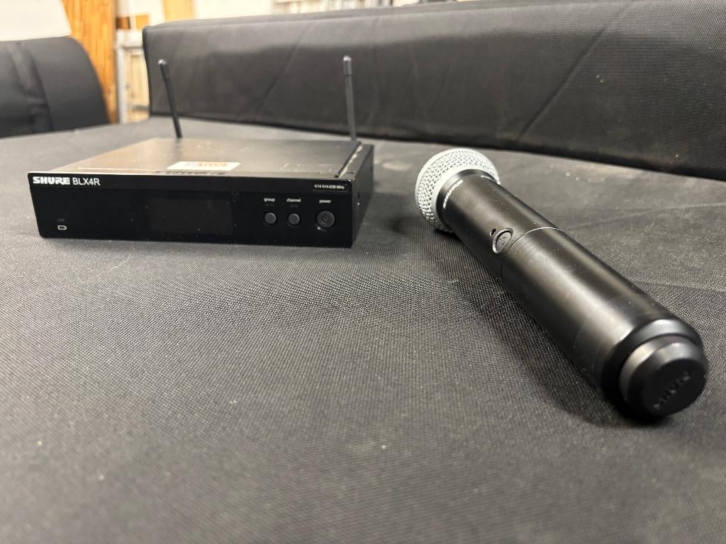 Shure BLX4R, Ophalen, Zo goed als nieuw, Zangmicrofoon, Draadloos