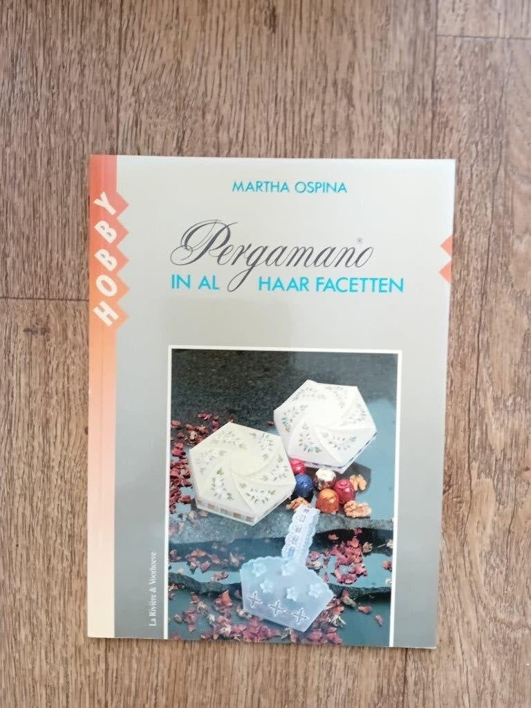 Pergamano in al haar facetten, Ophalen of Verzenden, Zo goed als nieuw, Overige thema's, Overige typen