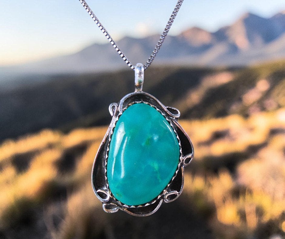 Prachtige zilveren NAVAJO turquoise hanger met ketting!, Overige voorstellingen, Verzenden, Zo goed als nieuw, X