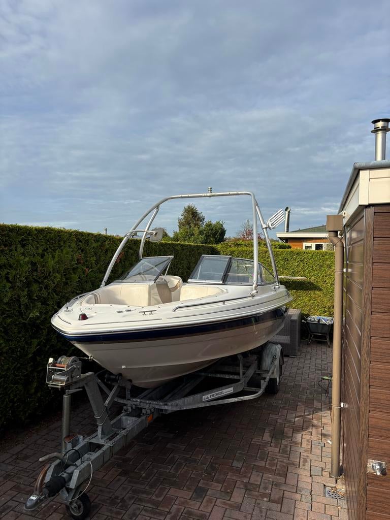 Monterey 186 Bowrider met trailer, Ophalen, Binnenboordmotor, 120 tot 200 pk, Zo goed als nieuw