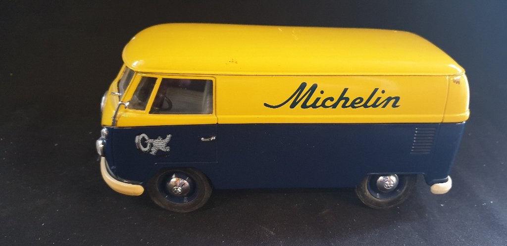 volkswagen bus logo michelin blauw/geel mist spiegel 1:18, Hobby en Vrije tijd, Modelauto's | 1:18, Ophalen, Gebruikt, Auto, Overige merken