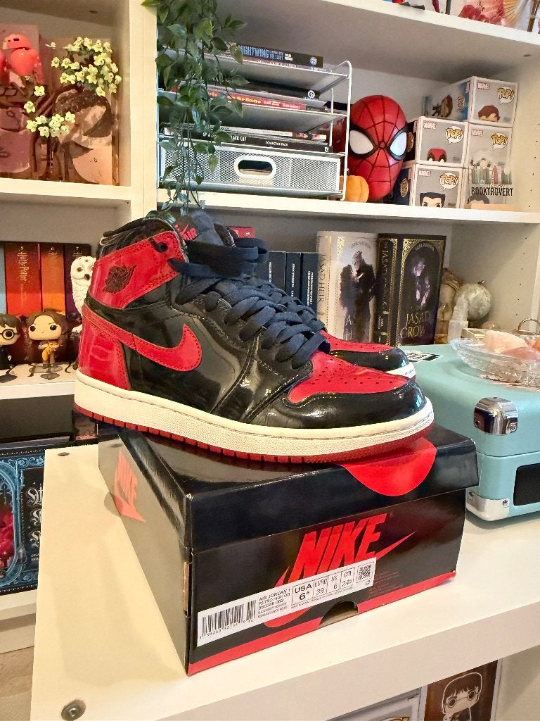 Jordan 1 Patent Bred, Zwart, Nike, Ophalen of Verzenden, Sneakers of Gympen