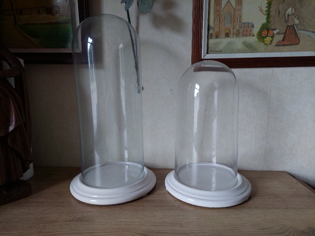 2 glazen stolpen op aardewerk voet, Glas, Ophalen, Zo goed als nieuw, Met voet