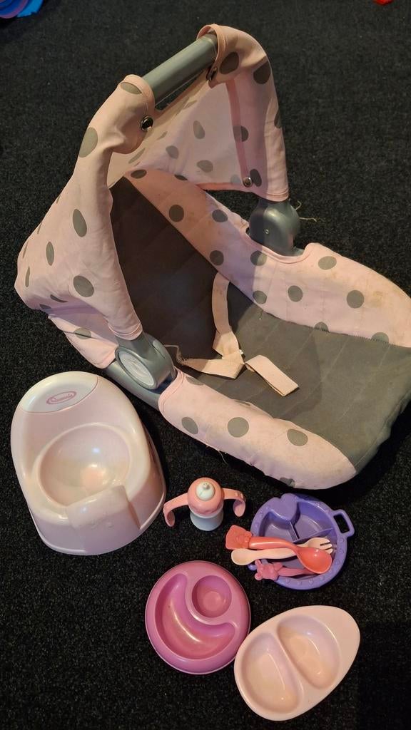 Poppen maxicosi incl extra spulletjes :), Ophalen, Babypop