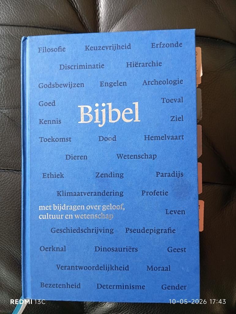 NBV21 wetenschapsbijbel met bijbeltabs, Ophalen of Verzenden, Diverse auteurs