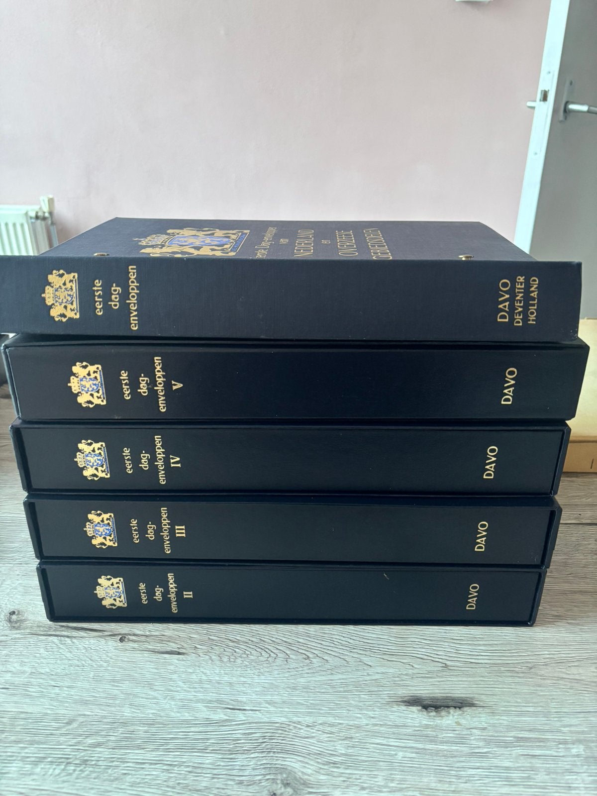 DAVO Eerste Dag Enveloppen Nederland – 5 albums, Postzegels en Munten, Postzegels | Eerstedagenveloppen, Onbeschreven, Nederland