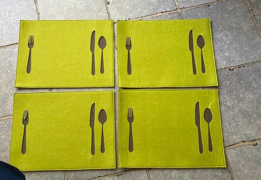 mooie placemats vilt, Ophalen of Verzenden, Zo goed als nieuw, Bord