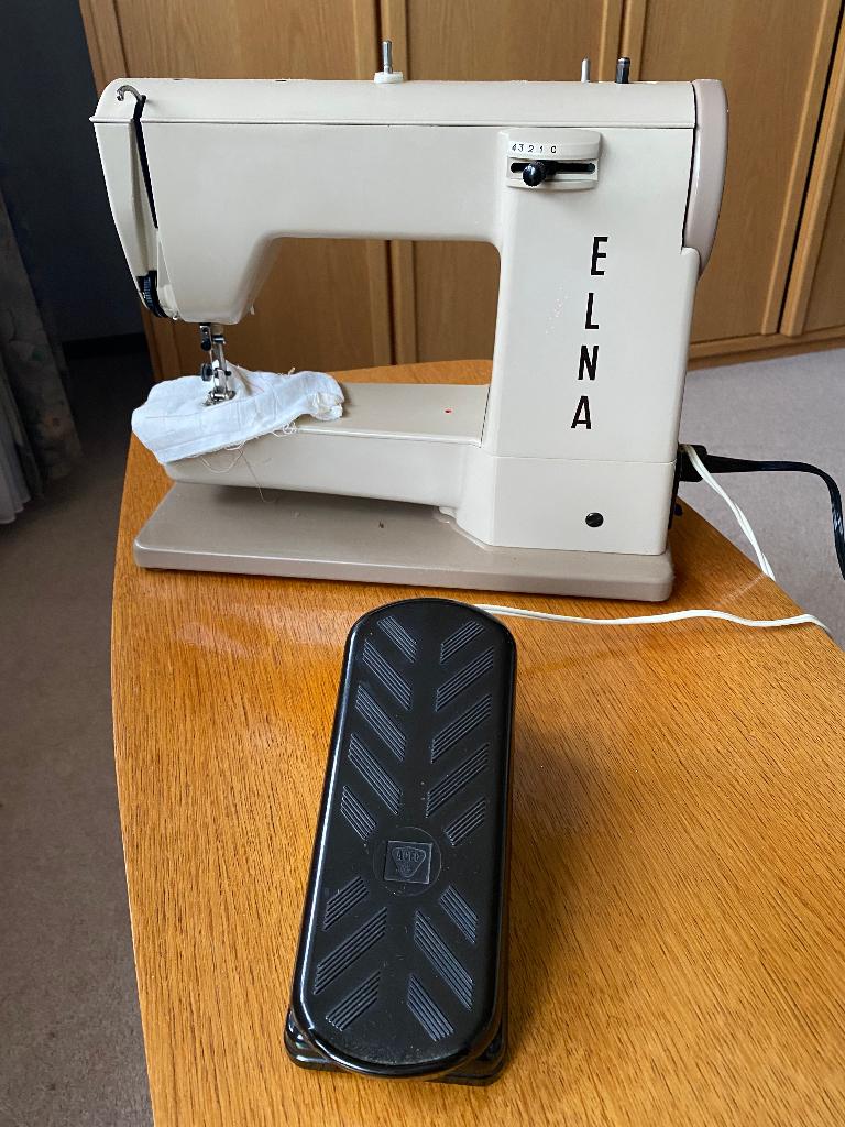 Naaimachine (ELNA), Hobby en Vrije tijd, Naaimachines en Toebehoren, Ophalen, Gebruikt, Naaimachine, Overige merken