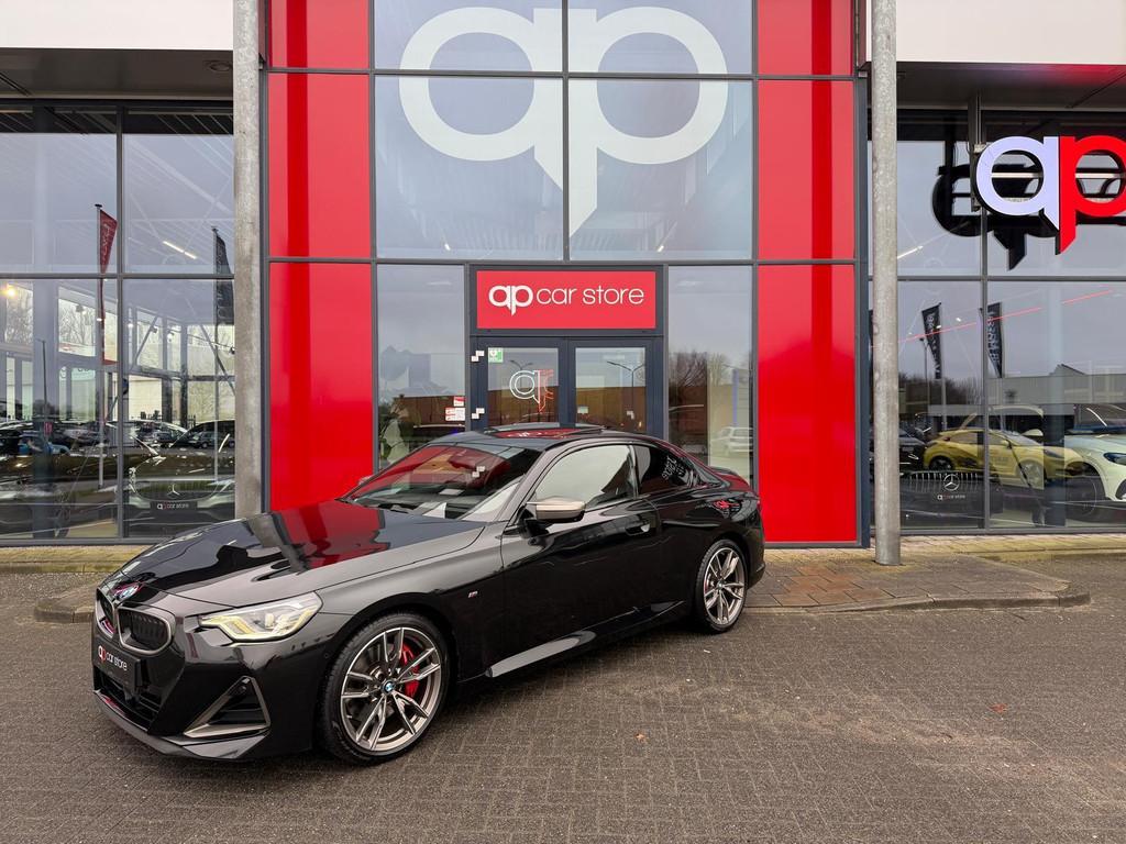 BMW 2-serie Coupé M240i xDrive High Executive, Auto's, Automaat, Gebruikt, Zwart, 4 stoelen