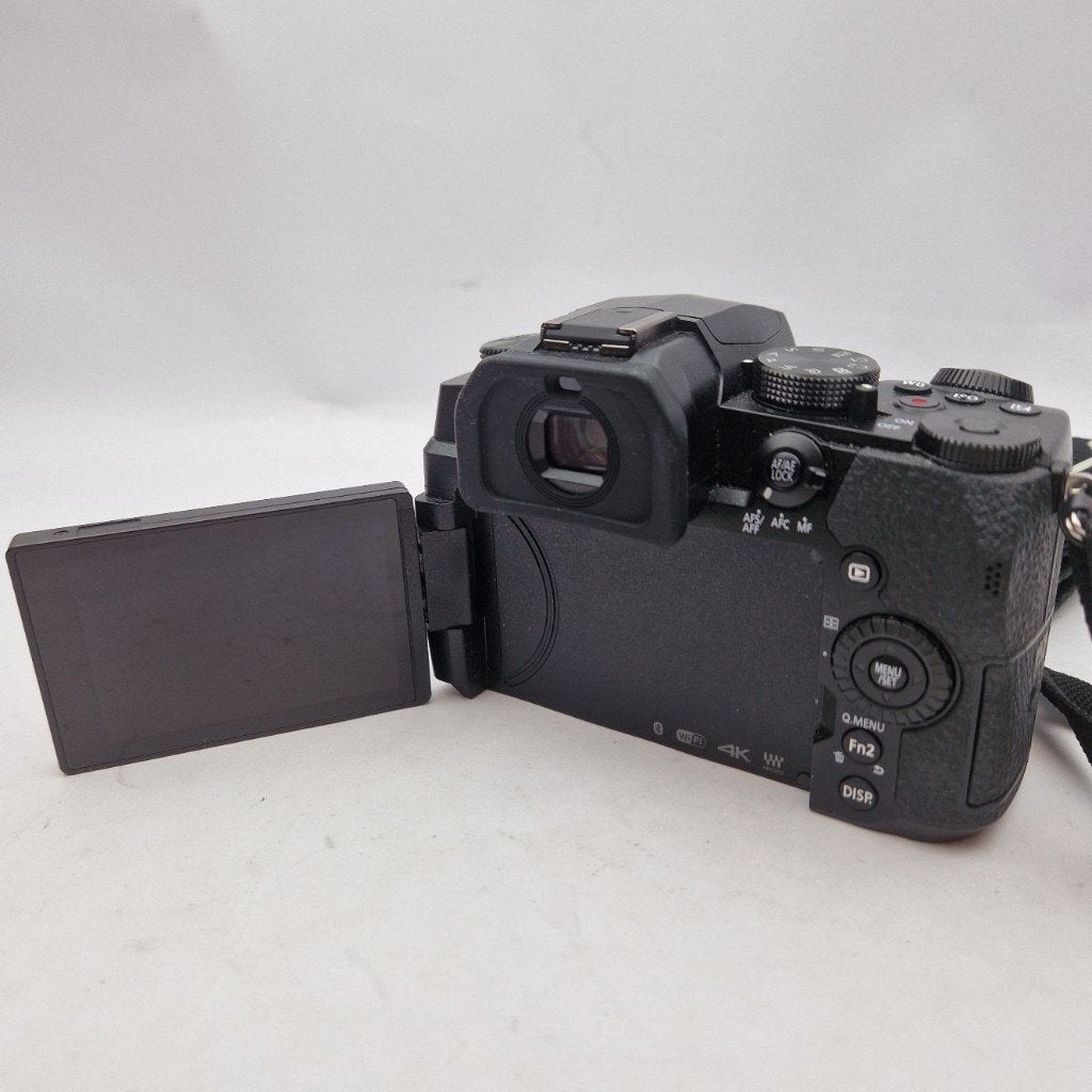 Foto 7 van Canon EOS 2000D + 10-18MM Lens | Nu voor maar € 349,99