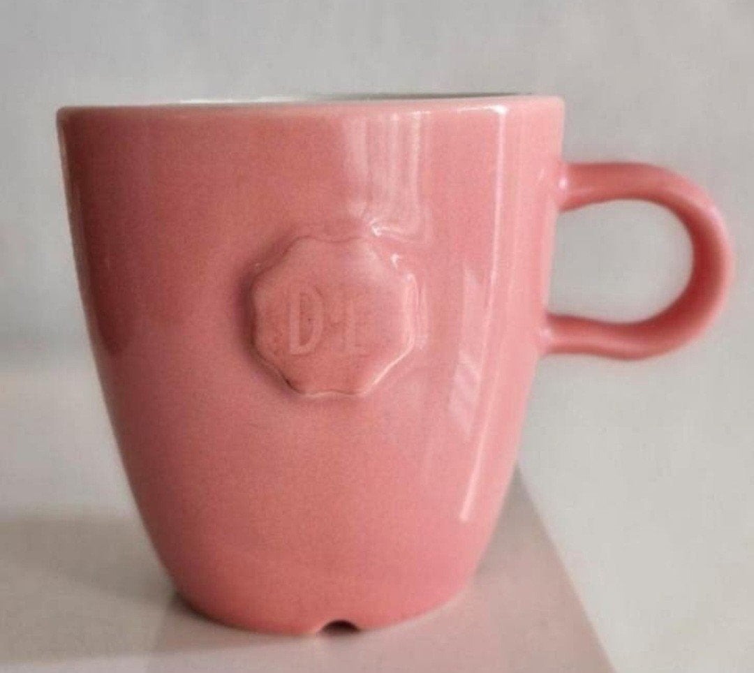Beker Douwe Egberts roze, Verzenden, Zo goed als nieuw, Overige stijlen, Kop(pen) en/of Schotel(s)