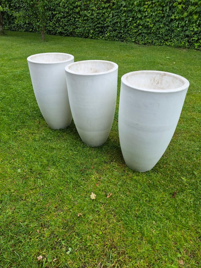 Set van 3 Grote Hoge Witte Design Bloempotten / Tuinvazen –, Tuin en Terras, Ophalen of Verzenden, Rond, Kunststof, Tuin