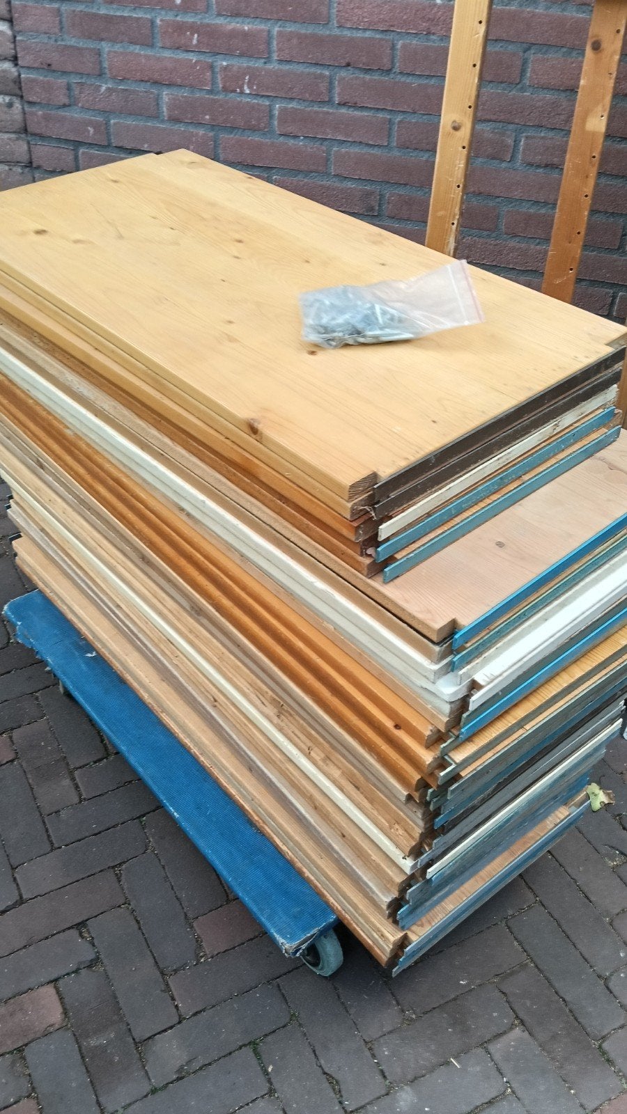 lundia stelling 5 meter lang, Ophalen, Gebruikt