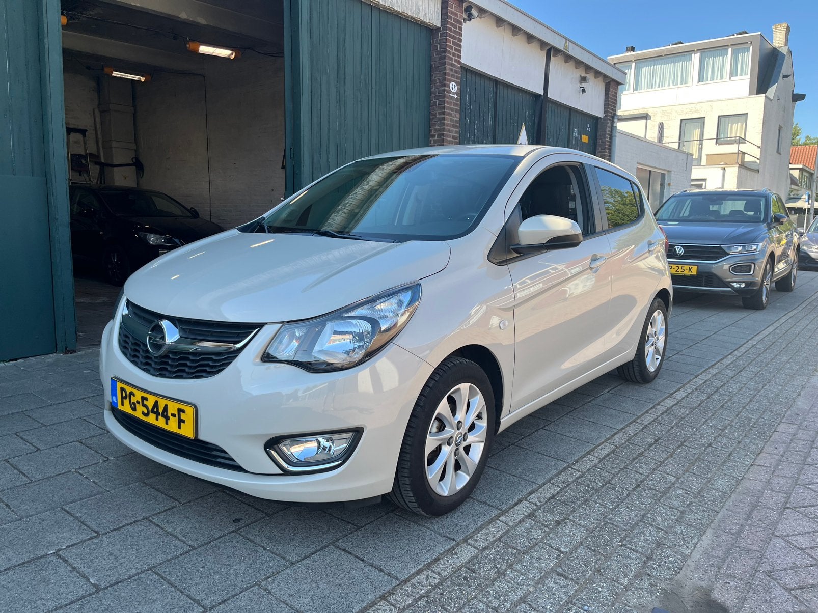 Opel karl innovation, Auto's, Opel, Voorwielaandrijving, Zwart, Leder en Stof, Handgeschakeld