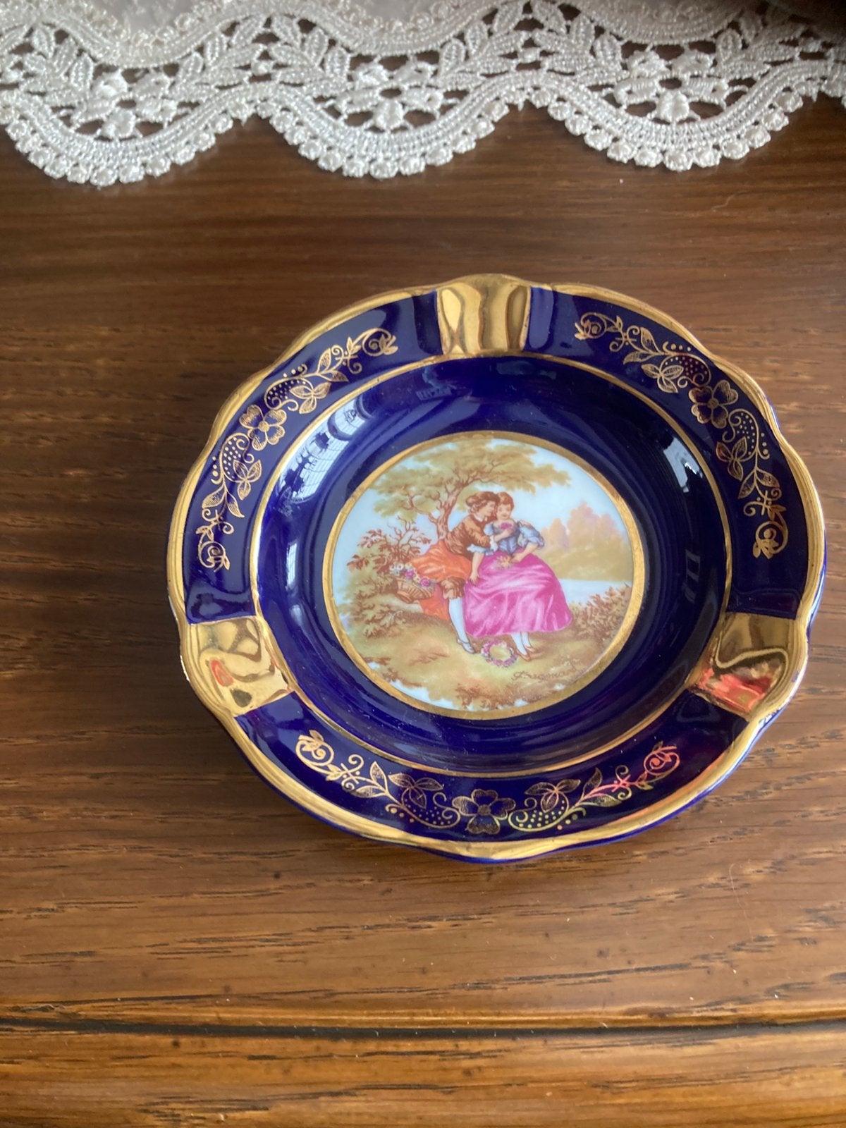 Te Koop : Asbakje LIMOGES., Ophalen of Verzenden