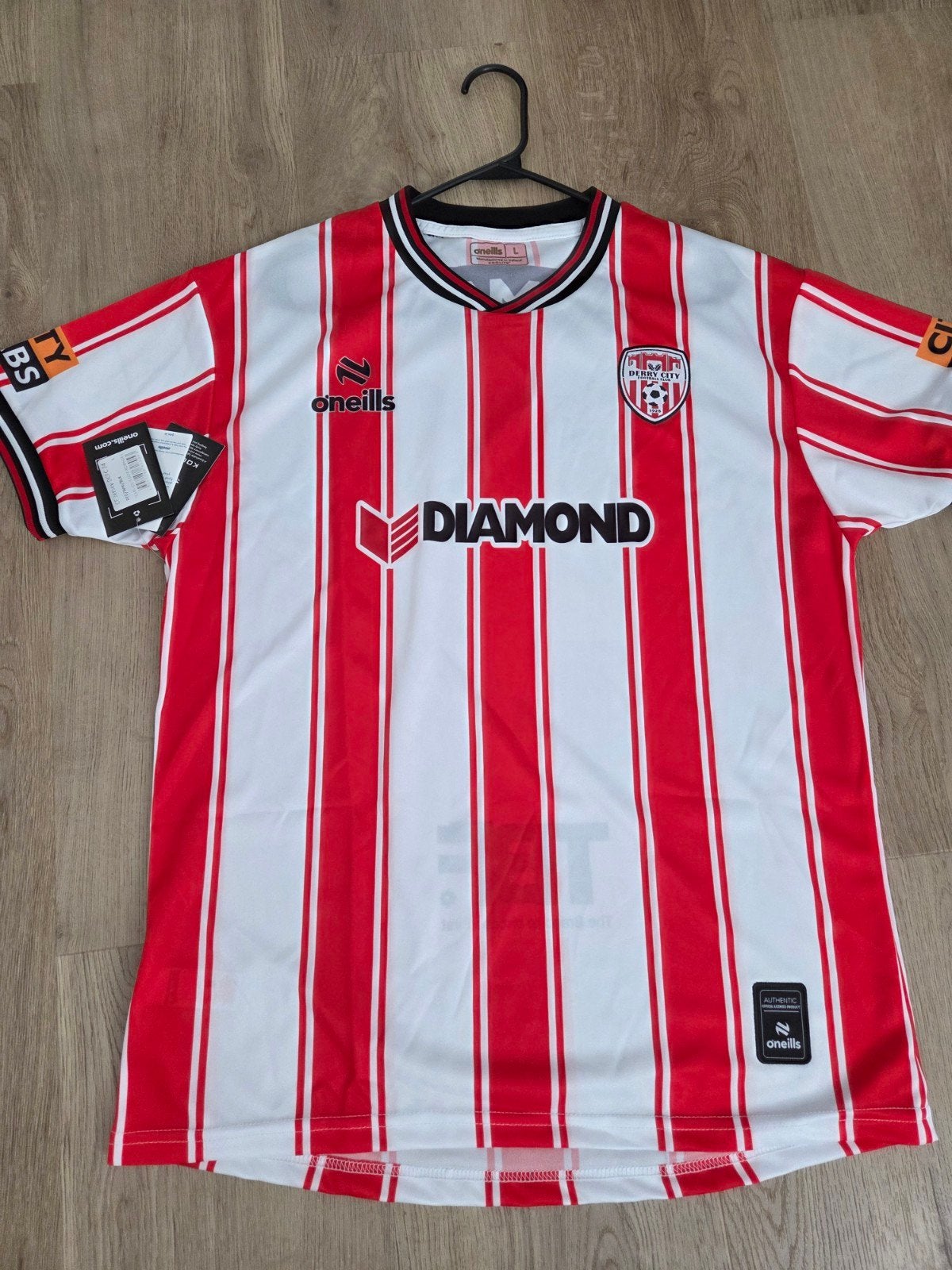 nieuw en origineel shirt Derry City (Ierland), Maat L, Ophalen of Verzenden, Nieuw, Shirt