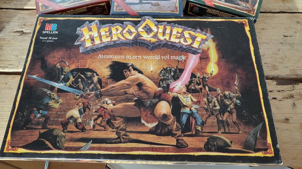 HeroQuest (1990) — ongespeeld, collector's item, Een of twee spelers, Ophalen of Verzenden, Zo goed als nieuw, MB
