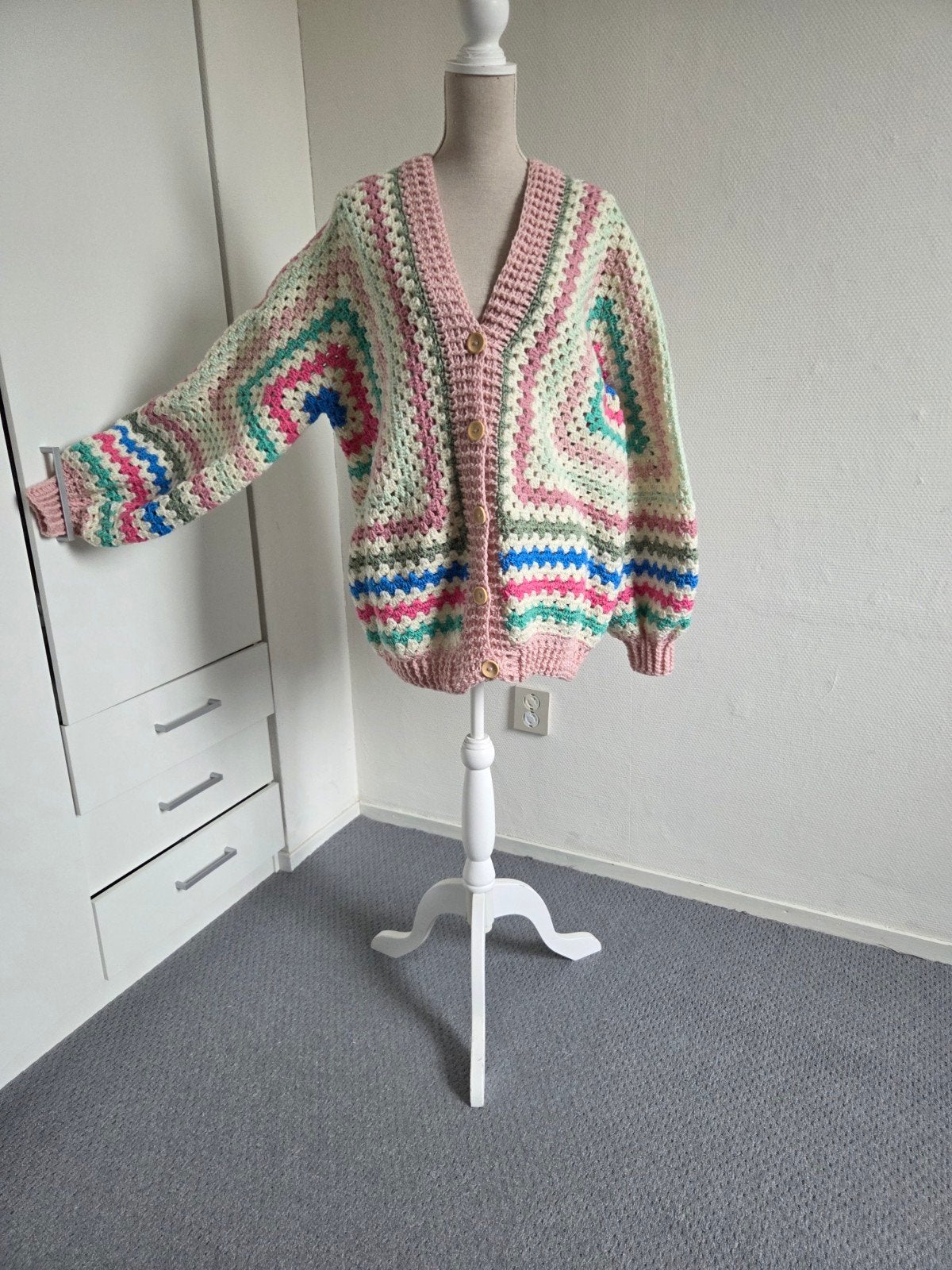 comfortabel handgehaakt vest mt L/ XL, Hobby en Vrije tijd, Ophalen of Verzenden, Nieuw, Haken, Overige typen