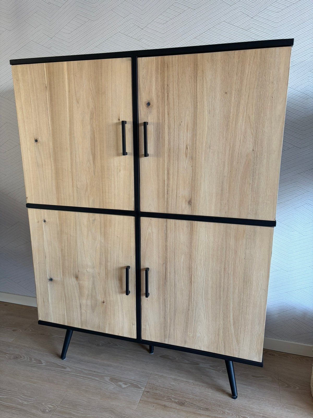 Kast Xooon Kinna hout zwart, Ophalen, Zo goed als nieuw, Minder dan 150 cm, Minder dan 100 cm