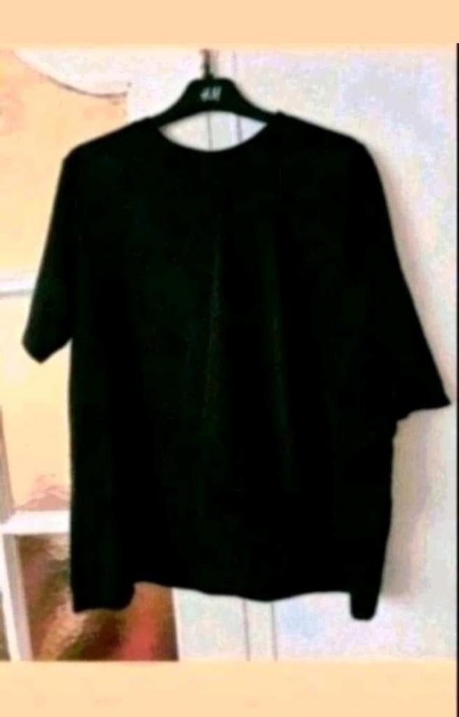 Zwart t-shirt met chiffon, Zwart, Maat 42/44 (L), Ophalen of Verzenden, Zo goed als nieuw